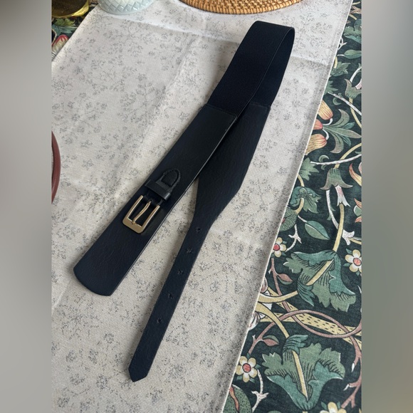 Black leather wide belt - Picture 3 of 11